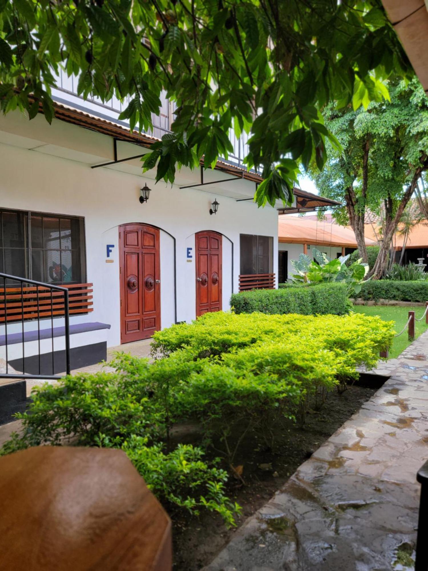 Poco A Poco Hostel León Kültér fotó