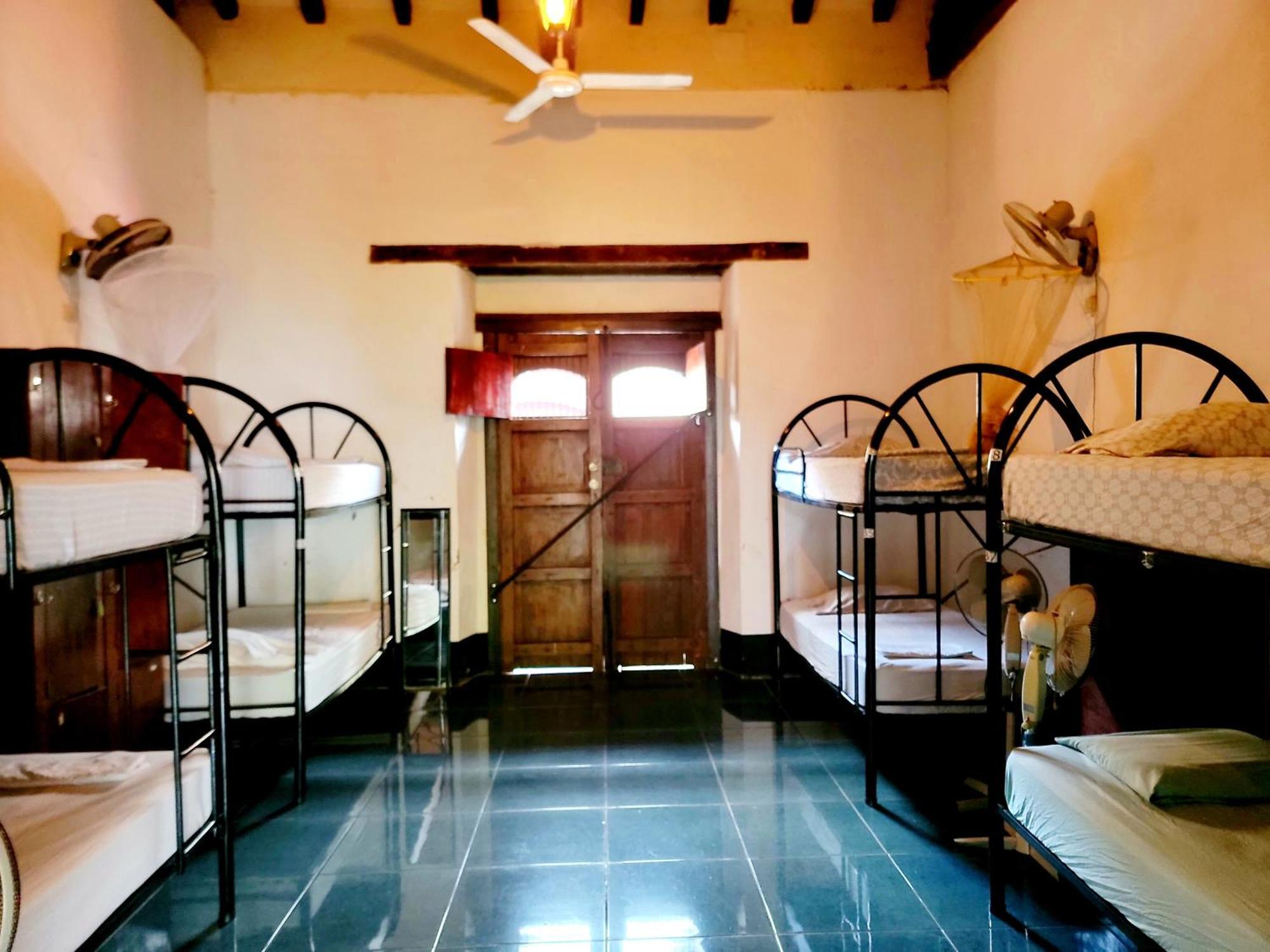 Poco A Poco Hostel León Kültér fotó